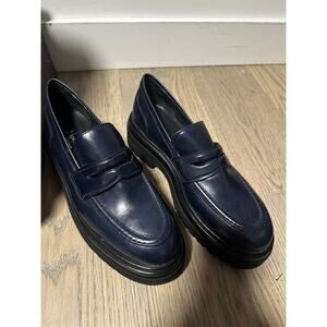 Homers Rounded Toe Leather Loafers Size 9 Navy Blue